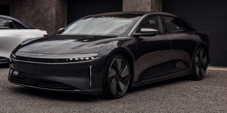 2023-Lucid-Air-Review-Pricing-and-Specs-ev-webzine